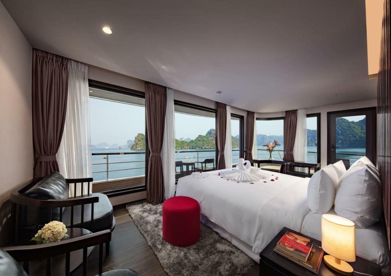  Scarlet Pearl Cruises - Wonder On Lan Ha Bay Халонг